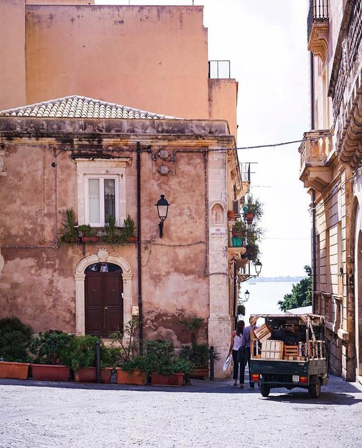 Amuni' Sicily Guest House Syracuse Esterno foto